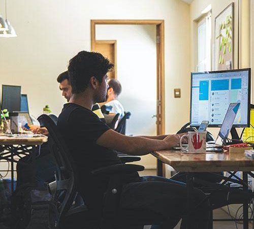 What Does a Social Media Manager Do?